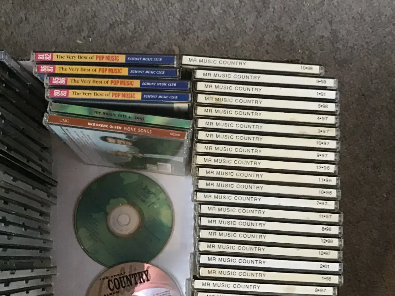 Billede 7 - Ca. 100 CD`er blandet musik