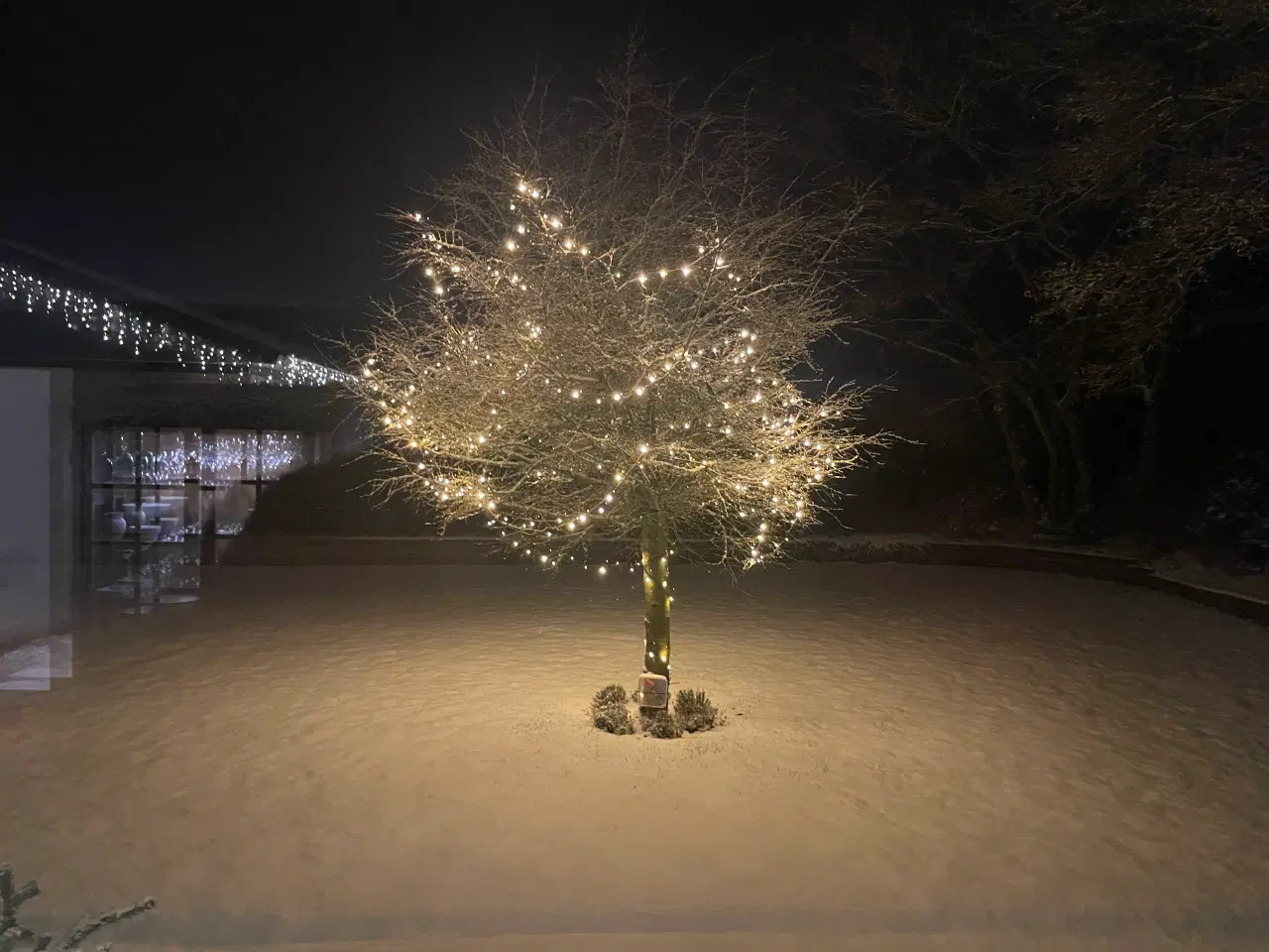 Billede 1 - Stort spejl til badeværsel m. m.
