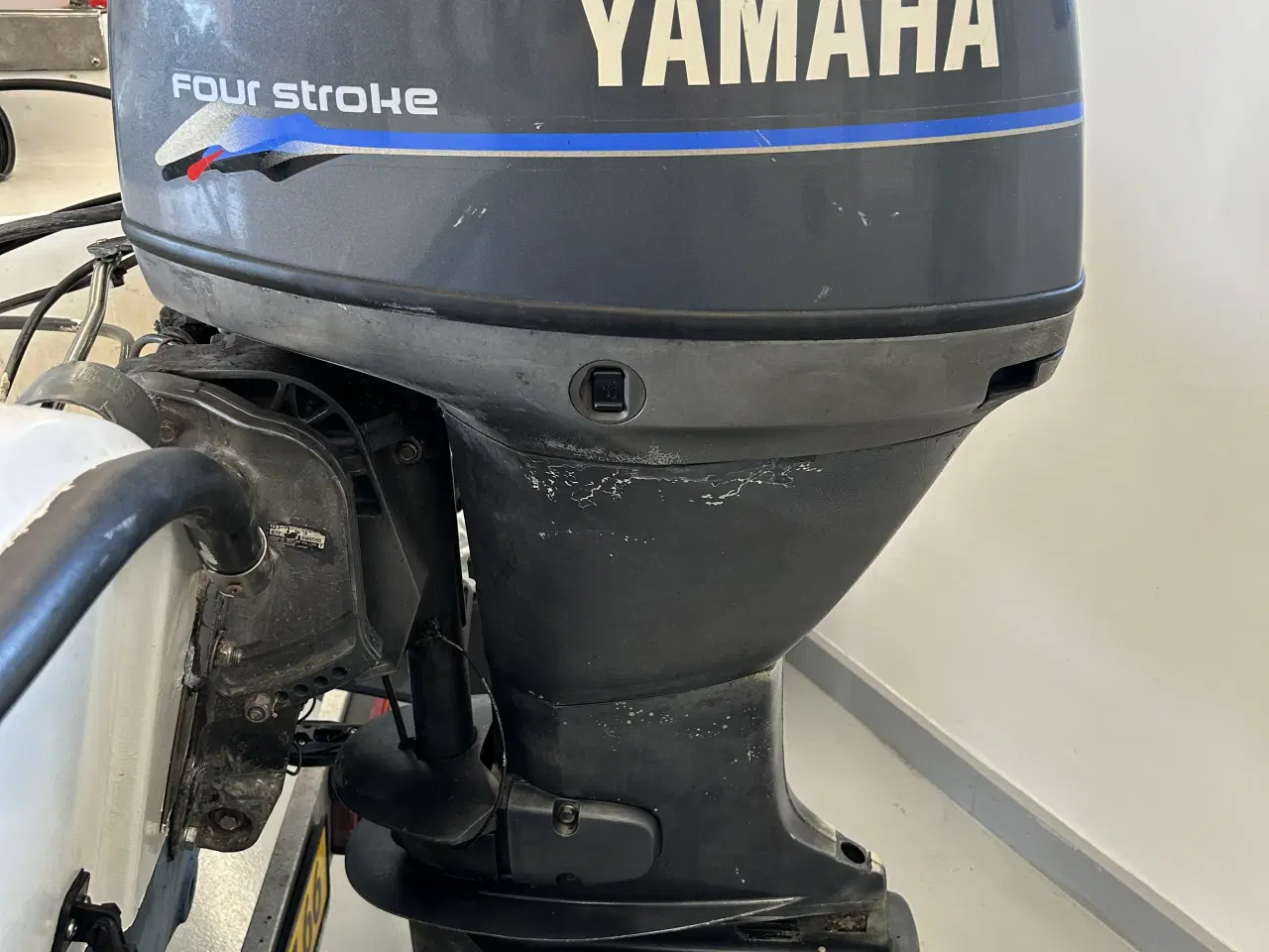 Billede 2 - Yamaha F40BETL – 40 HK 4-takt – 2004 – Power Trim