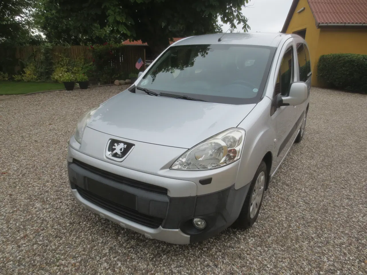 Billede 2 - Peugeot Partner 1.6 HDi År 2011, Nysynet. 