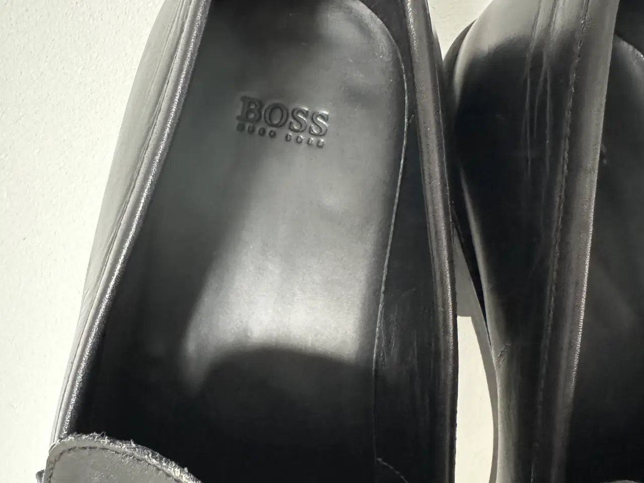 Billede 12 - HUGO BOSS Vero Cuoio sort læder ”Horsebit” Slip On