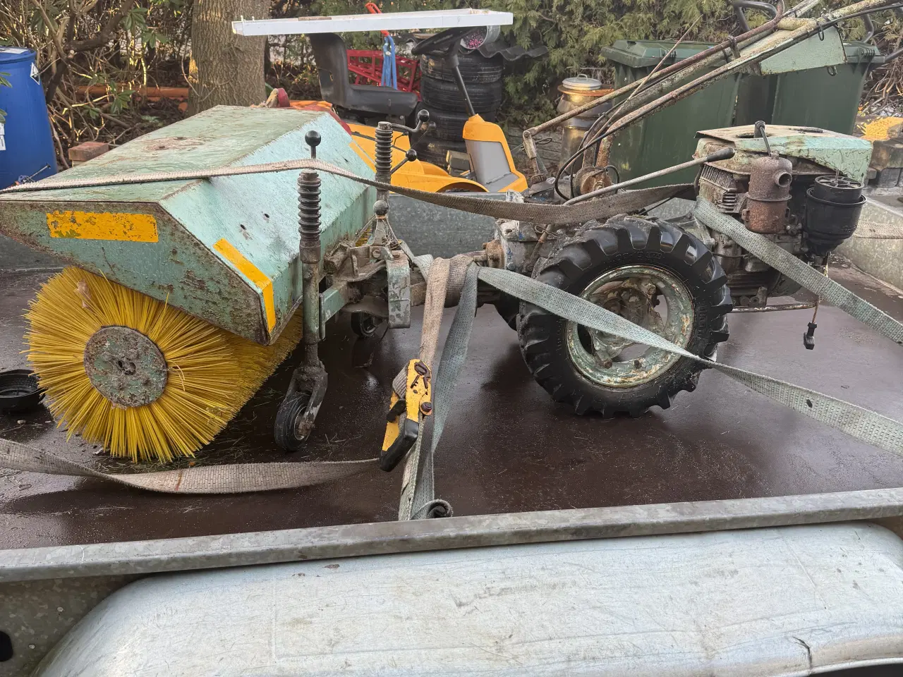 Billede 2 - Fejemaskine Nibbi