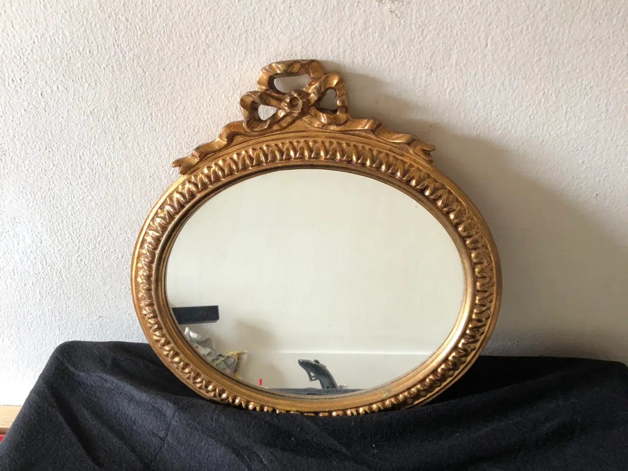 Billede 3 - Firkantet vægspejl og oval rund væg spejl 