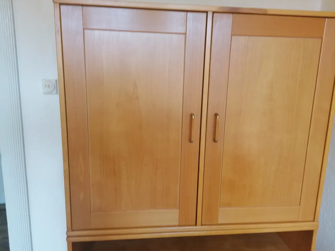 Billede 1 - 3 små reoler