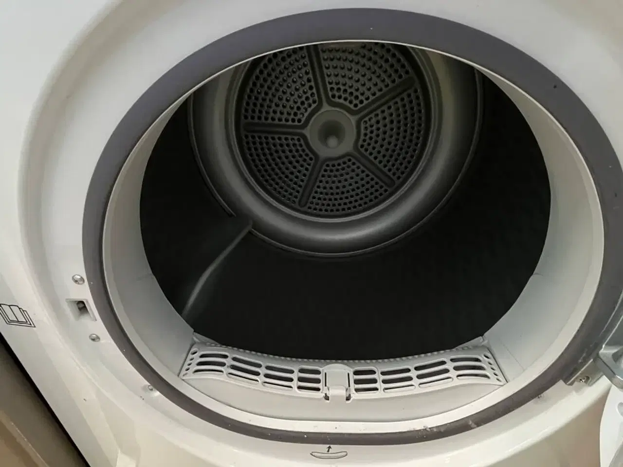 Billede 4 - Tørretumbler, brugt  SENZ