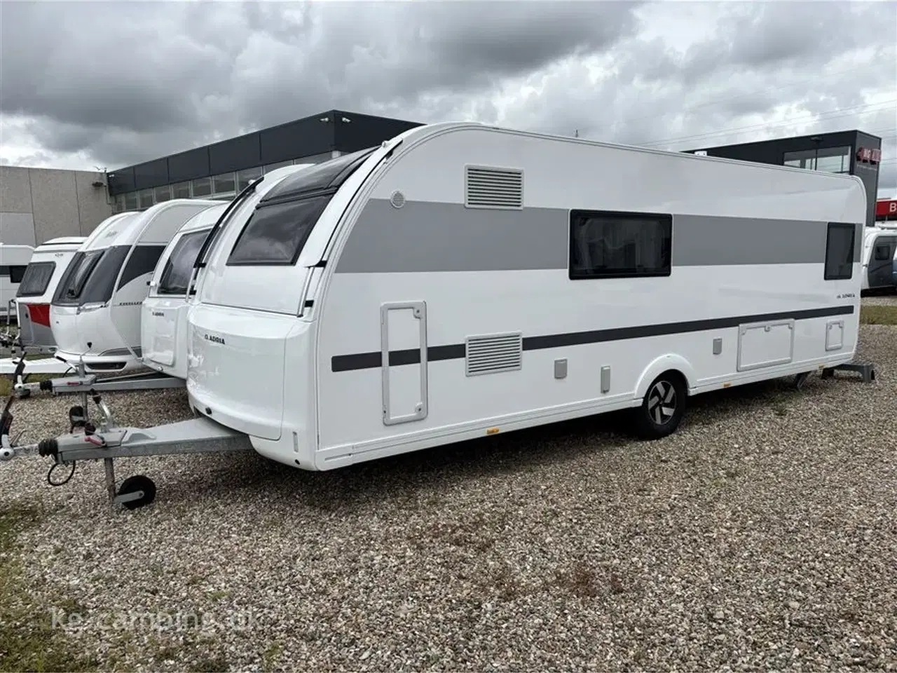 Billede 2 - 2022 - Adria Alpina 663 HT   Luksus, komfort og vinterklar design – perfekt til helårscamping
