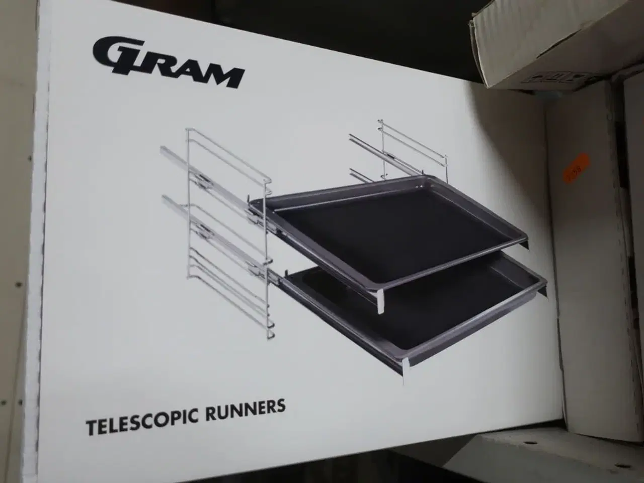 Billede 1 - Teleskopsudtræk til ovn GRAM