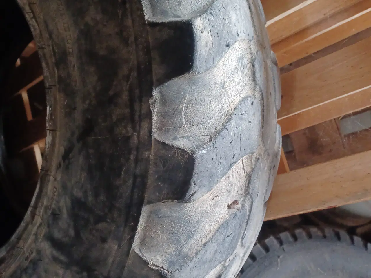 Billede 5 - Dunlop 405/70-20