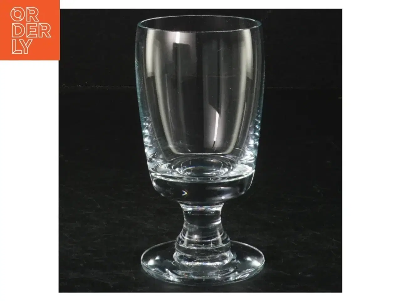 Billede 3 - Gennemsigtige glas med skulpturelt design (str. H. 11,5 cm. x ø. 6 cm)