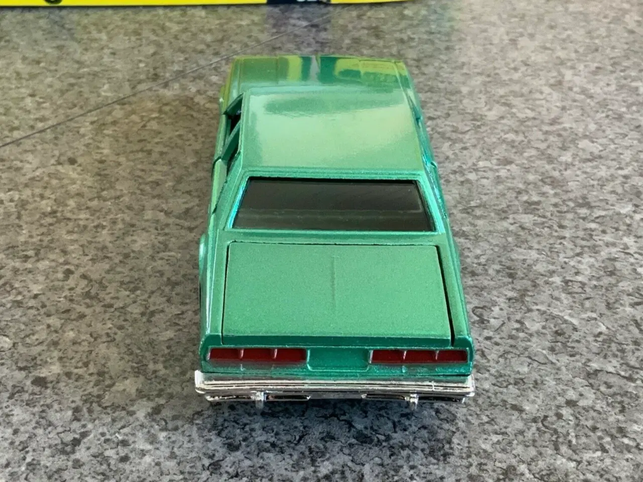 Billede 4 - Corgi Toys No. 325 Chevrolet Caprice, scale 1:36