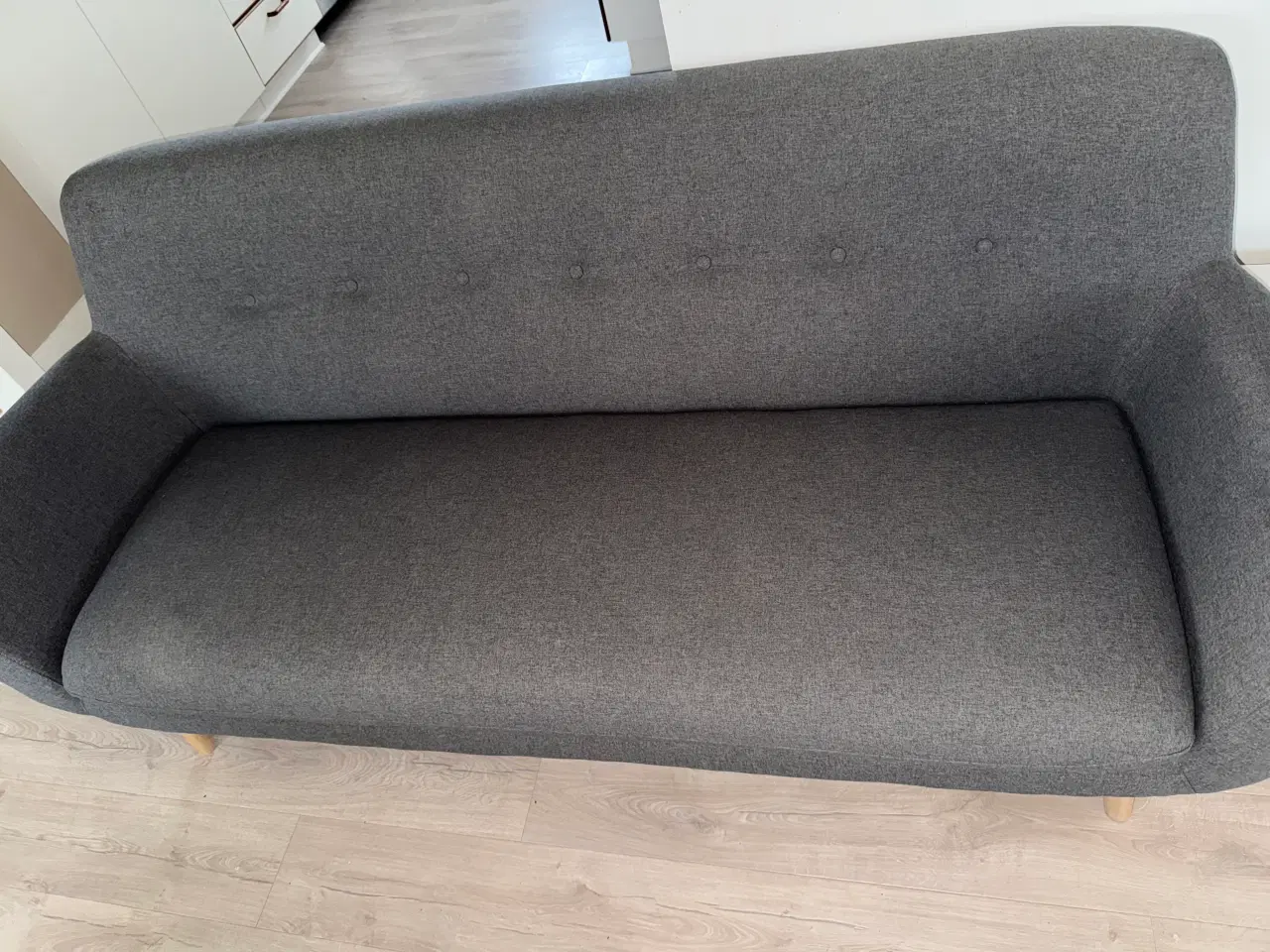 Billede 1 - Sofa i grå farve 