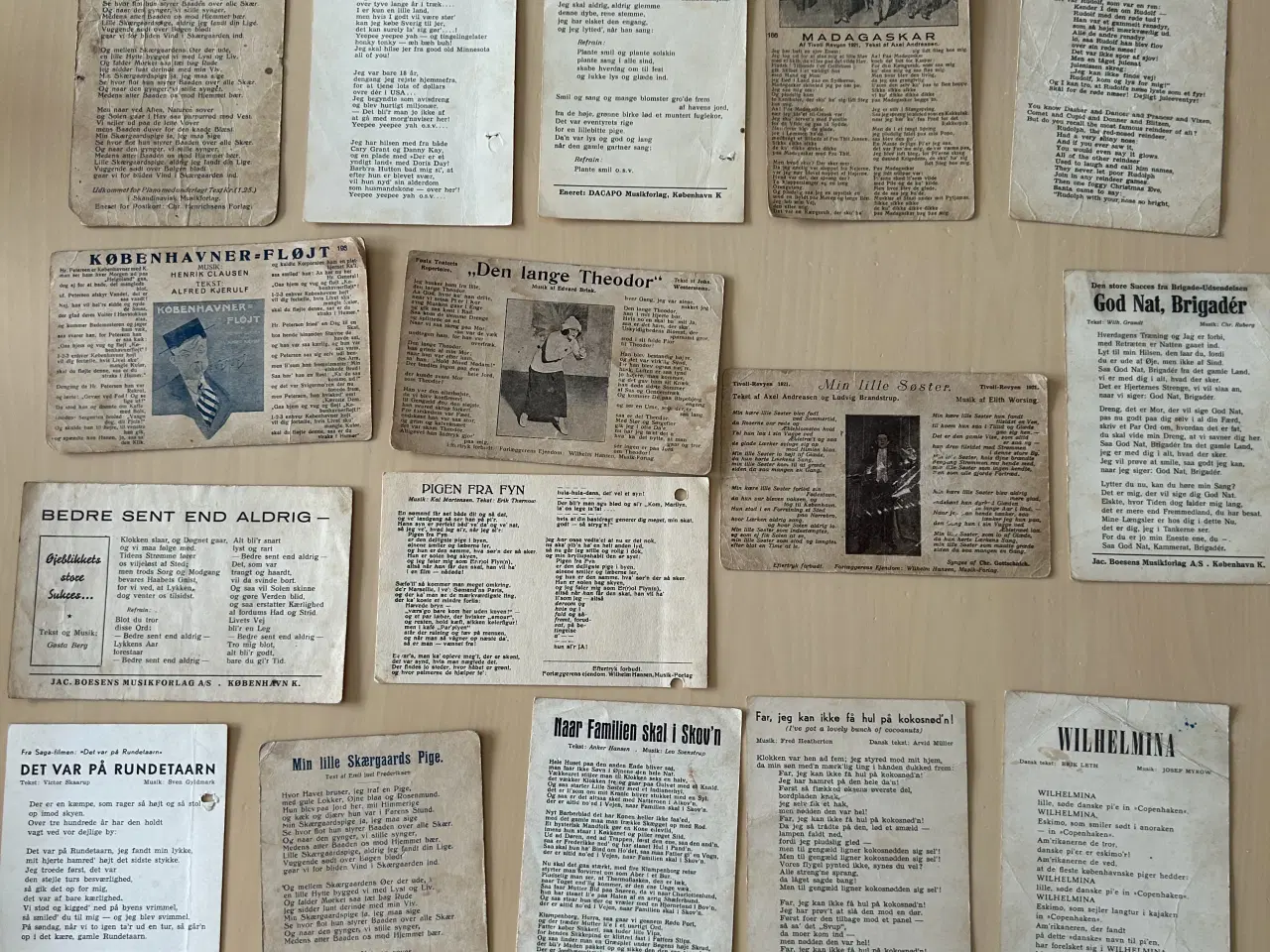 Billede 1 - Samling af retro sangkort og revy-kort (19 stk.)