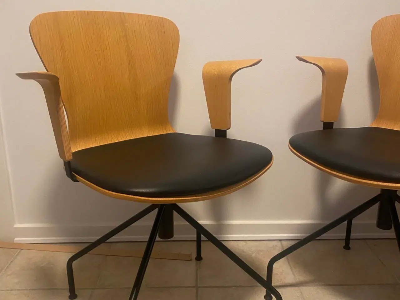 Billede 1 - Spisebordsstole - helt nye