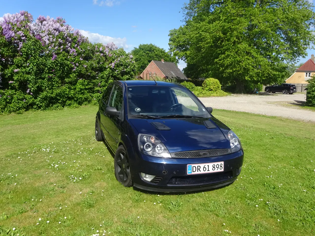 Billede 1 - Flot Ford Fiesta 1,6  100 hk