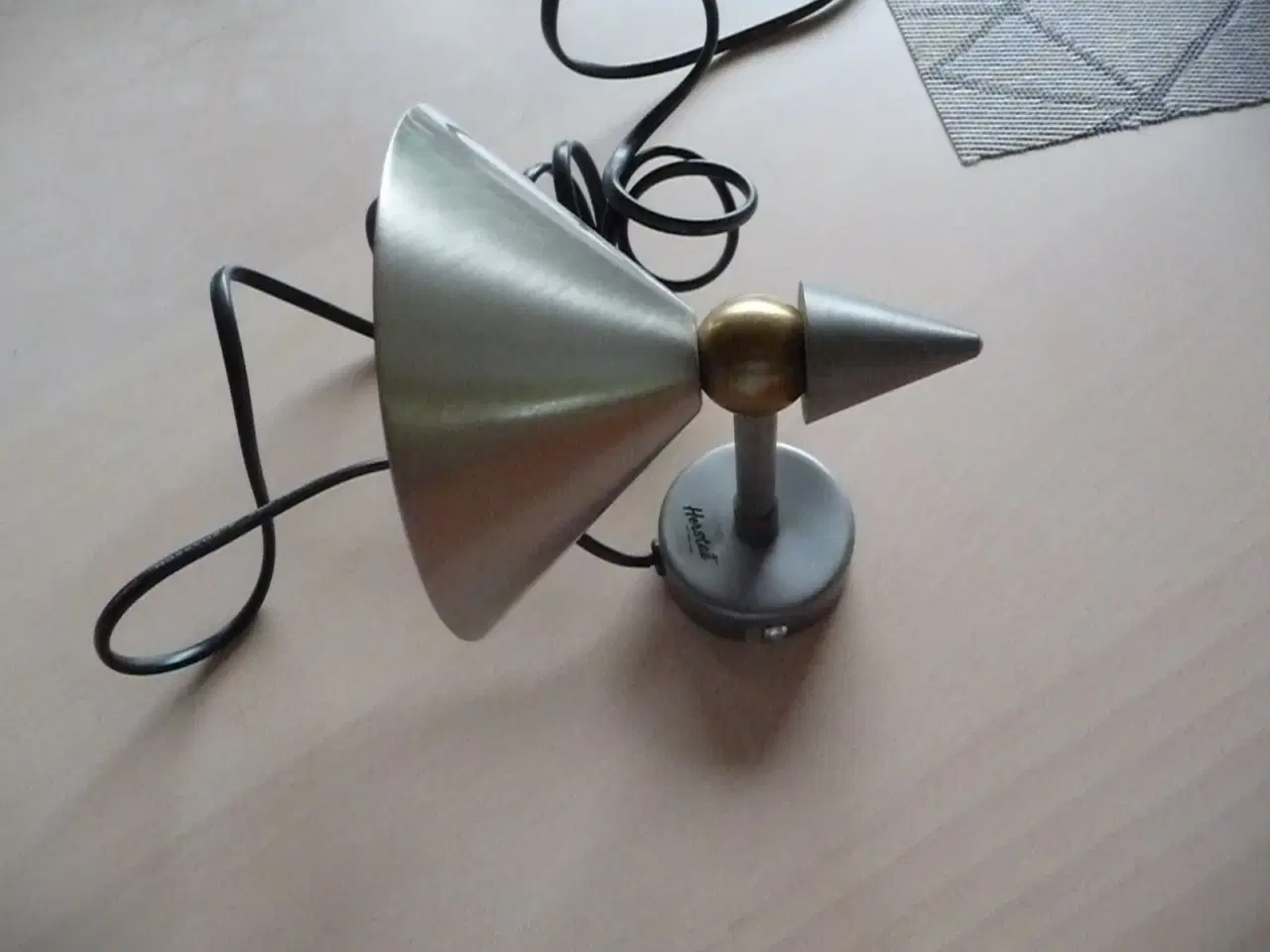 Billede 1 - Herstal lampe, type 03