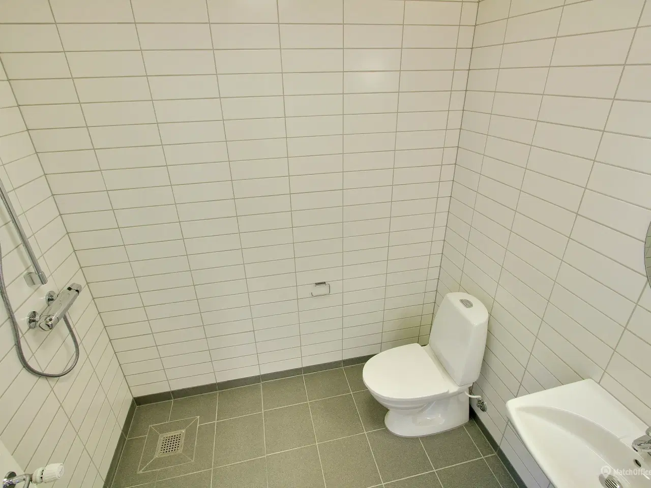 Billede 10 - Lager/produktion ved Jyllingevej 1 km fra E47/E55