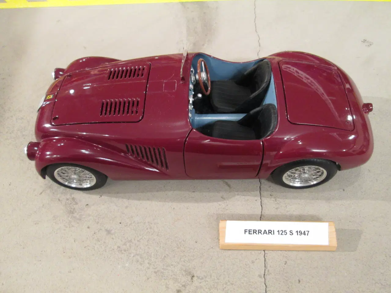 Billede 1 - Modelbil 1:18  Ferrari 125  HotWheels elite 