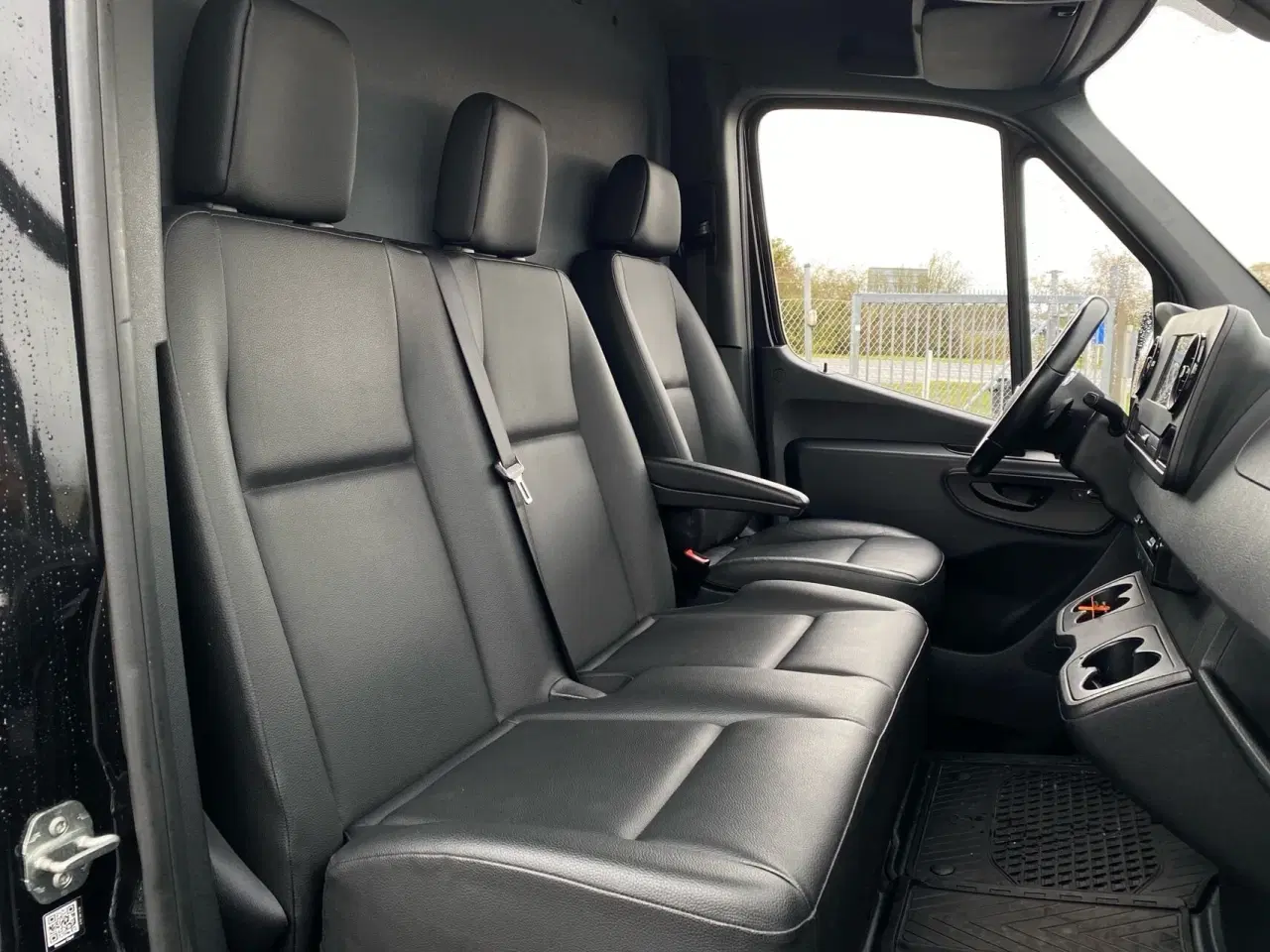 Billede 9 - Mercedes-Benz Sprinter 319 2,0 CDI A2 H2 RWD 9G-Tronic 190HK Van Aut.