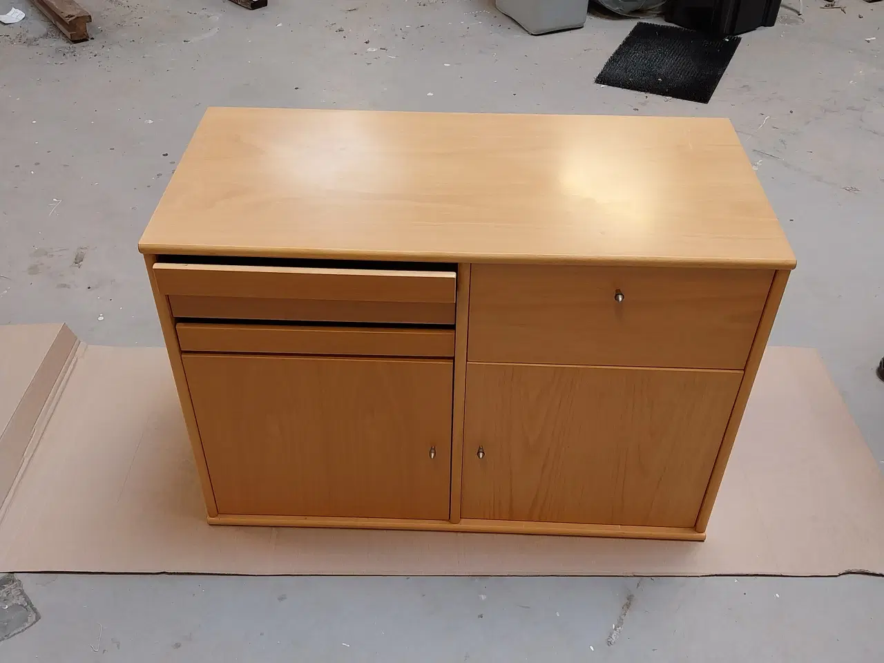 Billede 6 - Mistral skænk i bøg