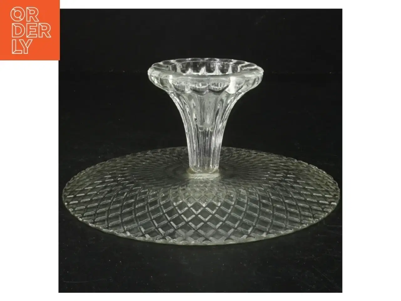 Billede 2 - Glasfad på fod (str. 18,5 cm i diameter. 8 cm høj)