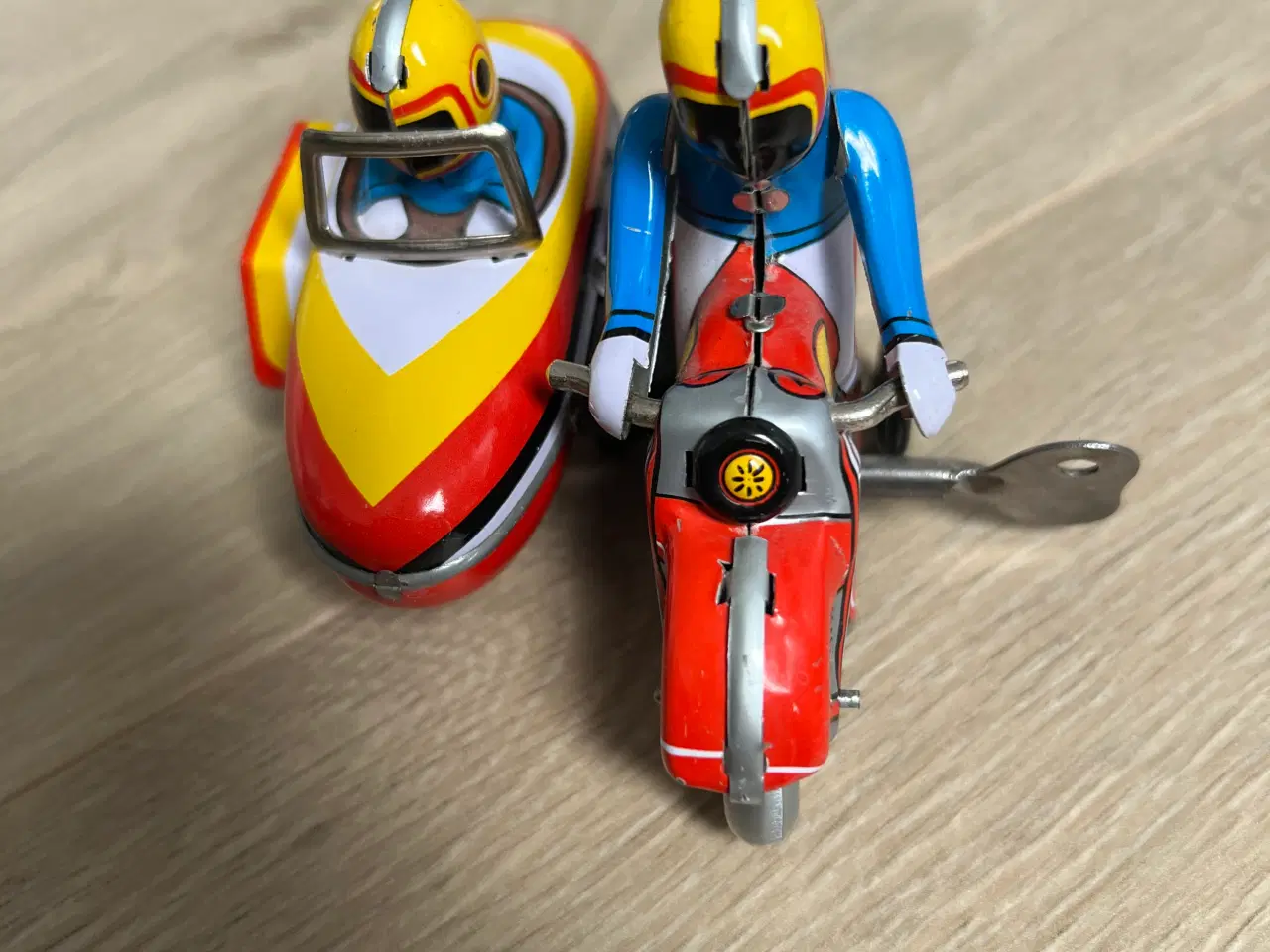 Billede 1 - Motorcykel med sidevogn i metal