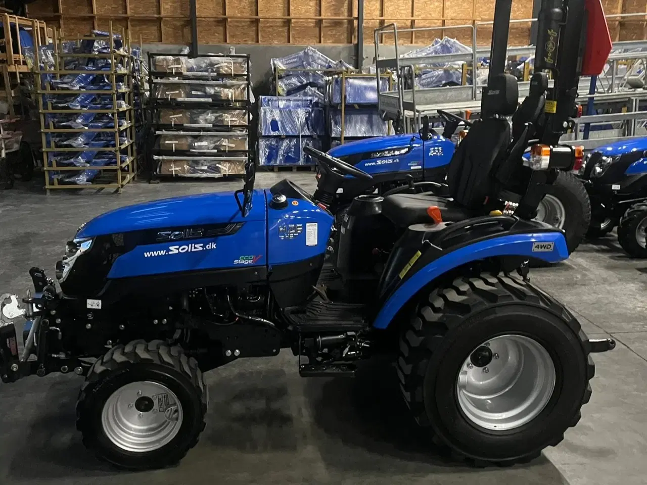 Billede 1 - Solis H26 HST Industrihjul og Frontlift