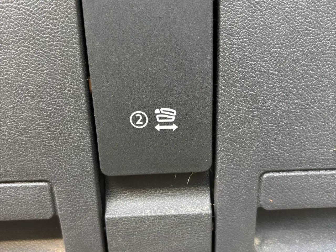 Billede 8 - VW Multivan T5 indretning sæder mm