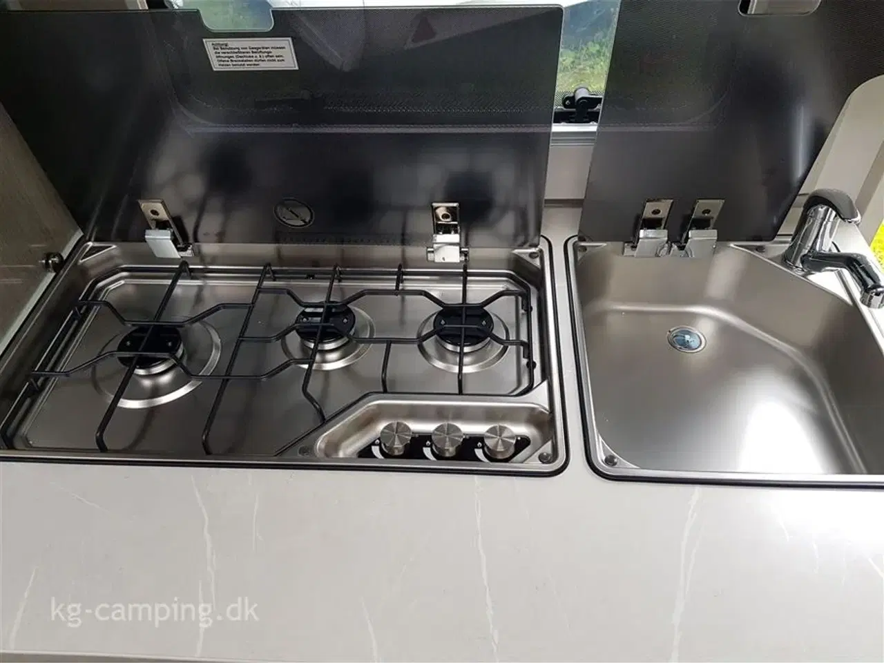 Billede 9 - 2024 - Hobby On Tour 460 DL TILBUD nedsat med kr. 7.245,- | Populær rejsevogn med enkeltsenge. Kan opvejes til 1500 KG.