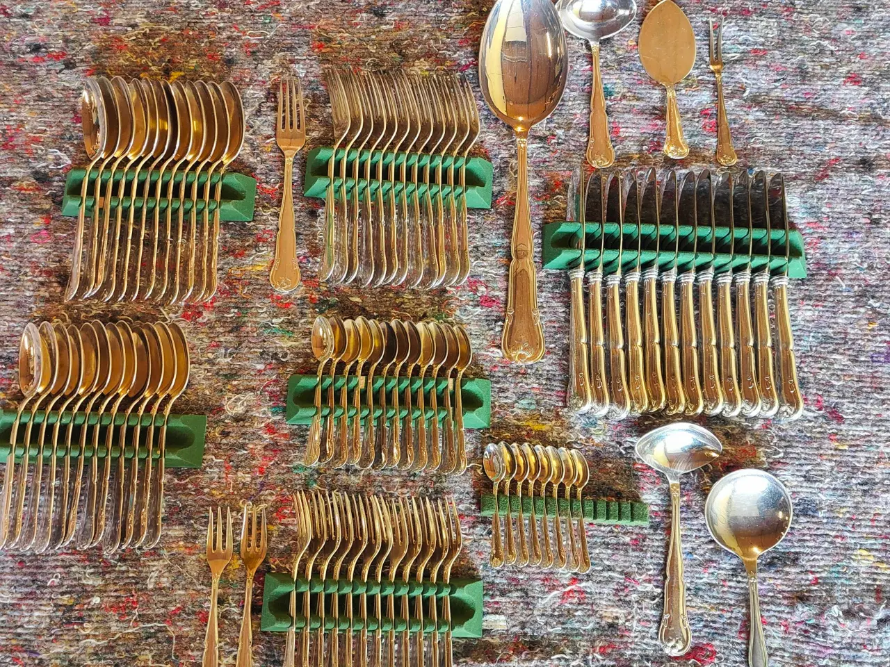 Billede 16 - 89 dele Liselund sølvplet bestik