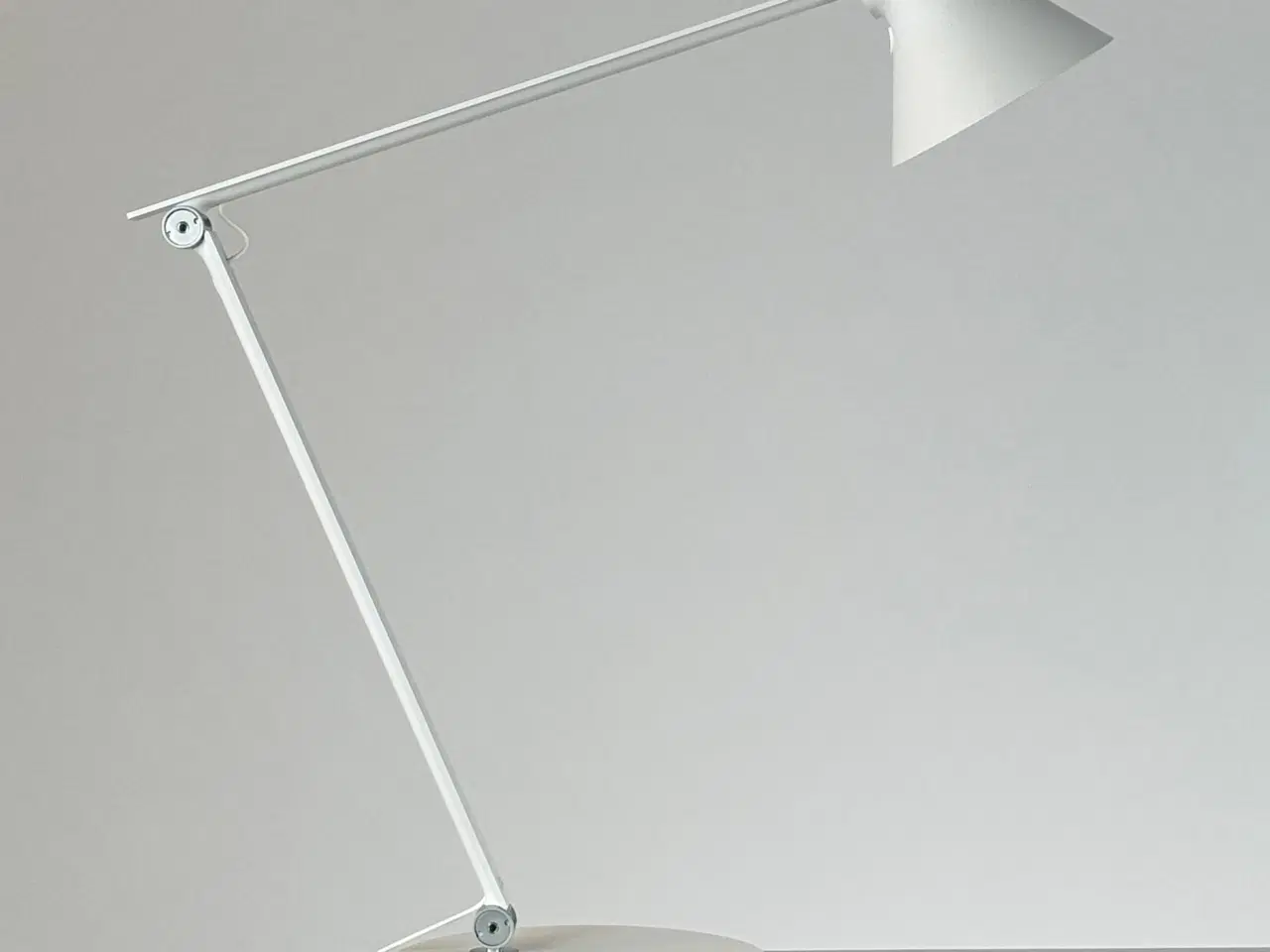 Billede 3 - Louis Poulsen NJP Bordlampe - Hvid