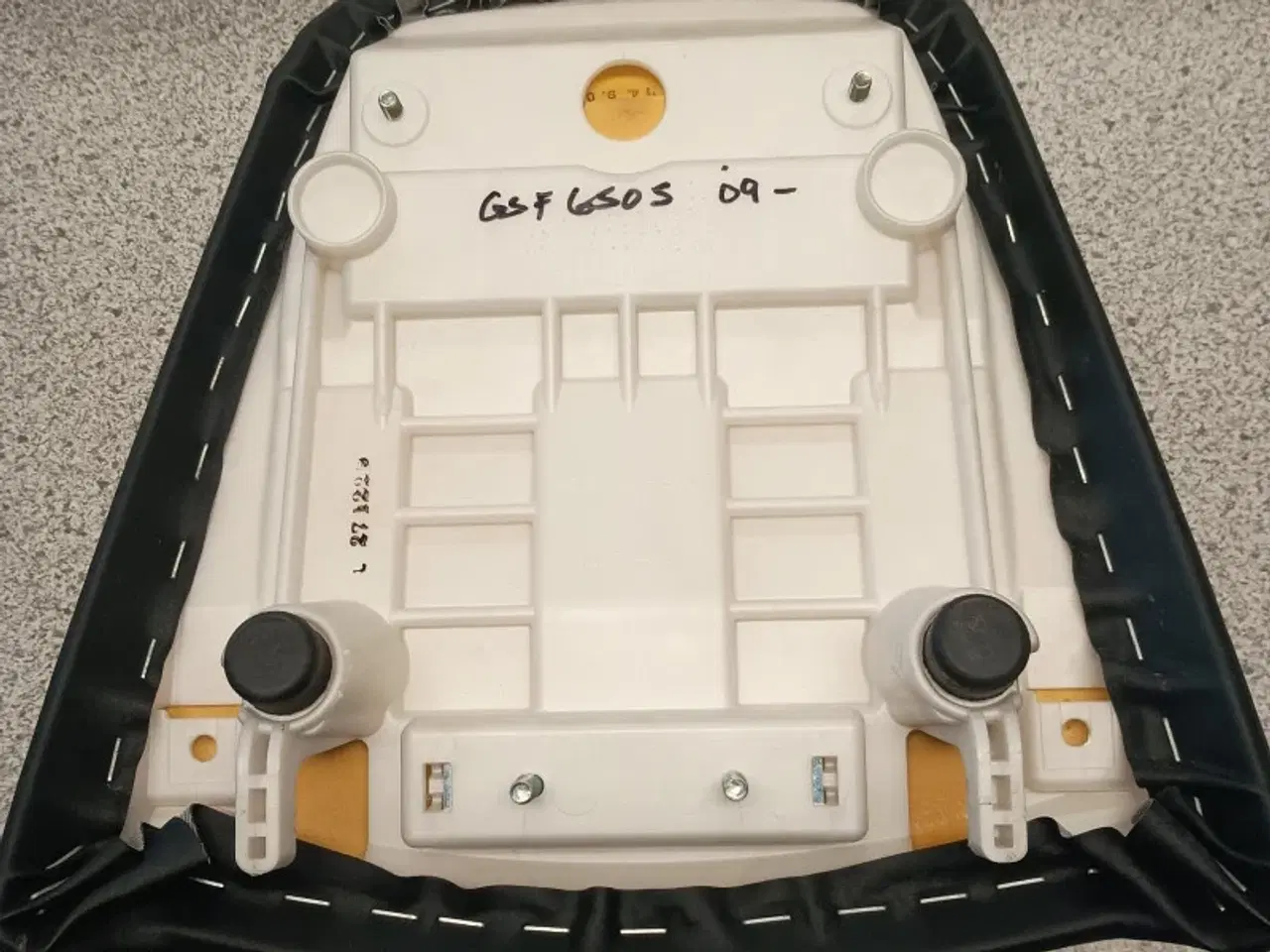 Billede 4 - Sæde, Suzuki GSF650 S 09 -11