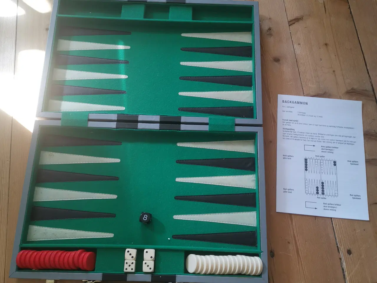 Billede 2 - Backgammon i Kuffert Brætspil