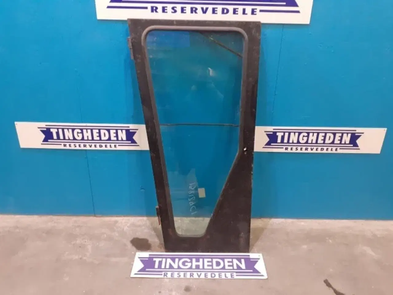 Billede 1 - Case 1620 Dør 198184C1