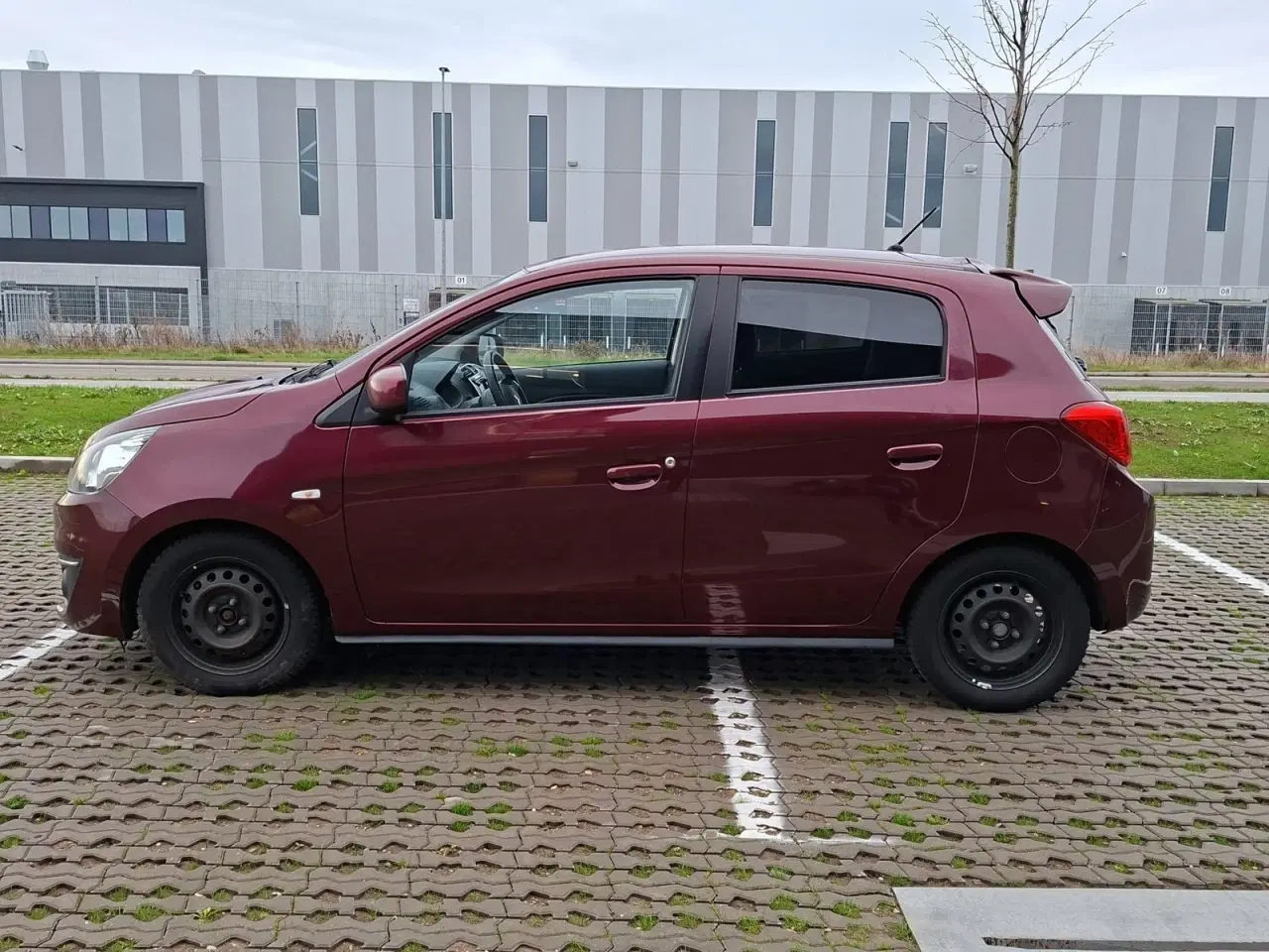 Billede 8 - Mitsubishi Space Star 1,2 Inlead