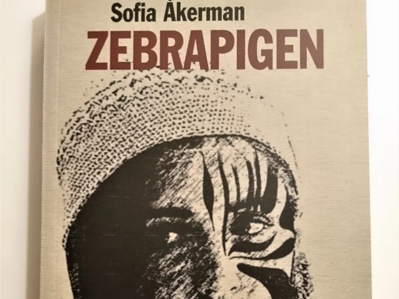 Billede 1 - Zebrapigen. Af Sofia Åkerman