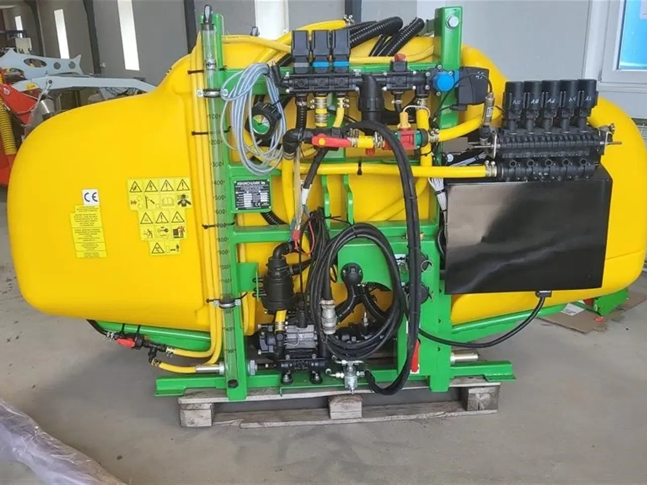 Billede 3 - - - - 1500 l plus rentvandstank