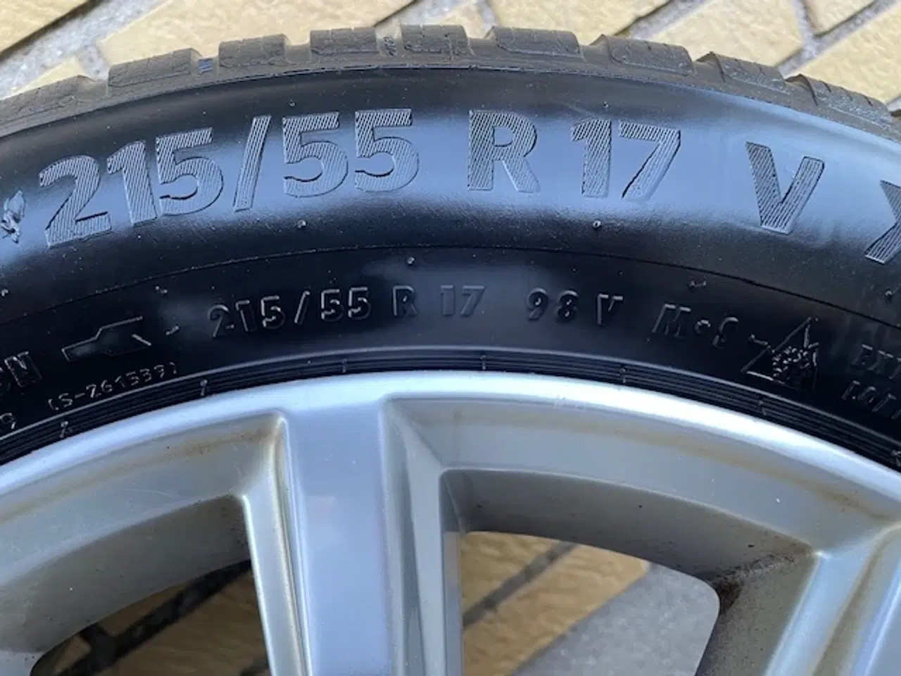 Billede 4 - Originale London fælge med vinterdæk 17"