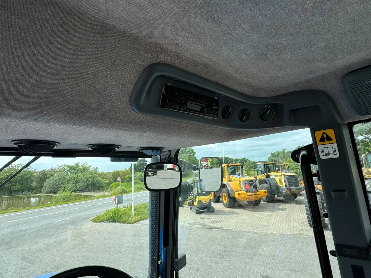 Billede 19 - New Holland TM 125 KUN 3600 TIMER OG AFFJEDRET KABINE!