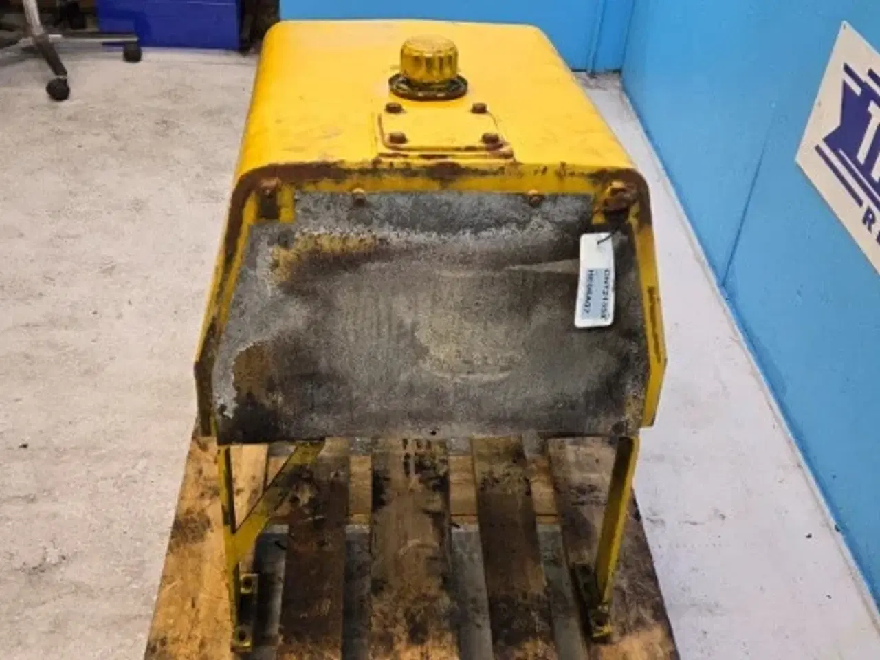 Billede 4 - Hydrema 807 Hydrauliktank 335200