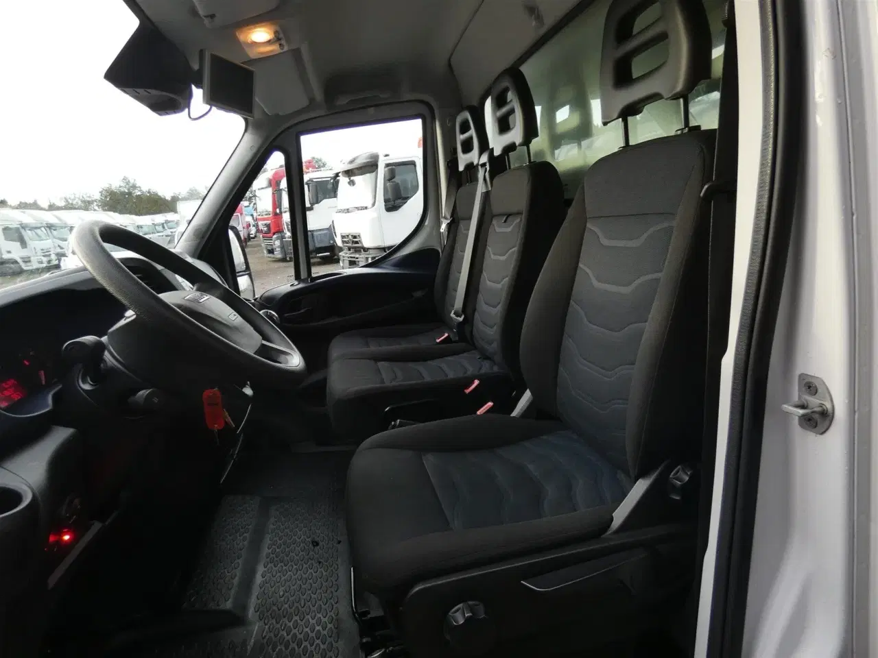 Billede 9 - Iveco Daily 35S14 3750mm 2,3 D 136HK Ladv./Chas. 6g