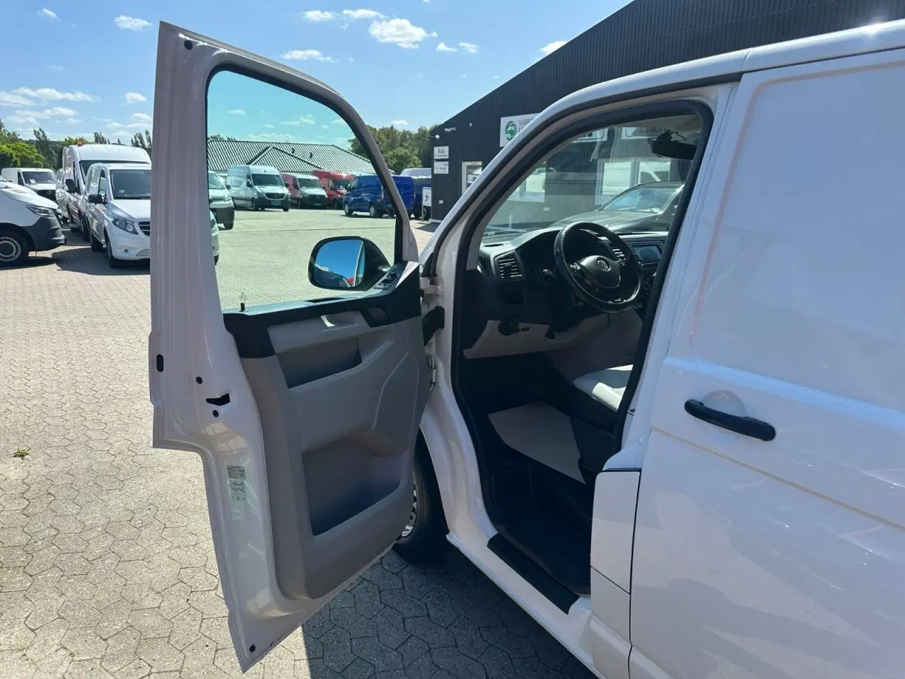 Billede 11 - VW Transporter 2,0 TDi 150 Kassevogn DSG lang