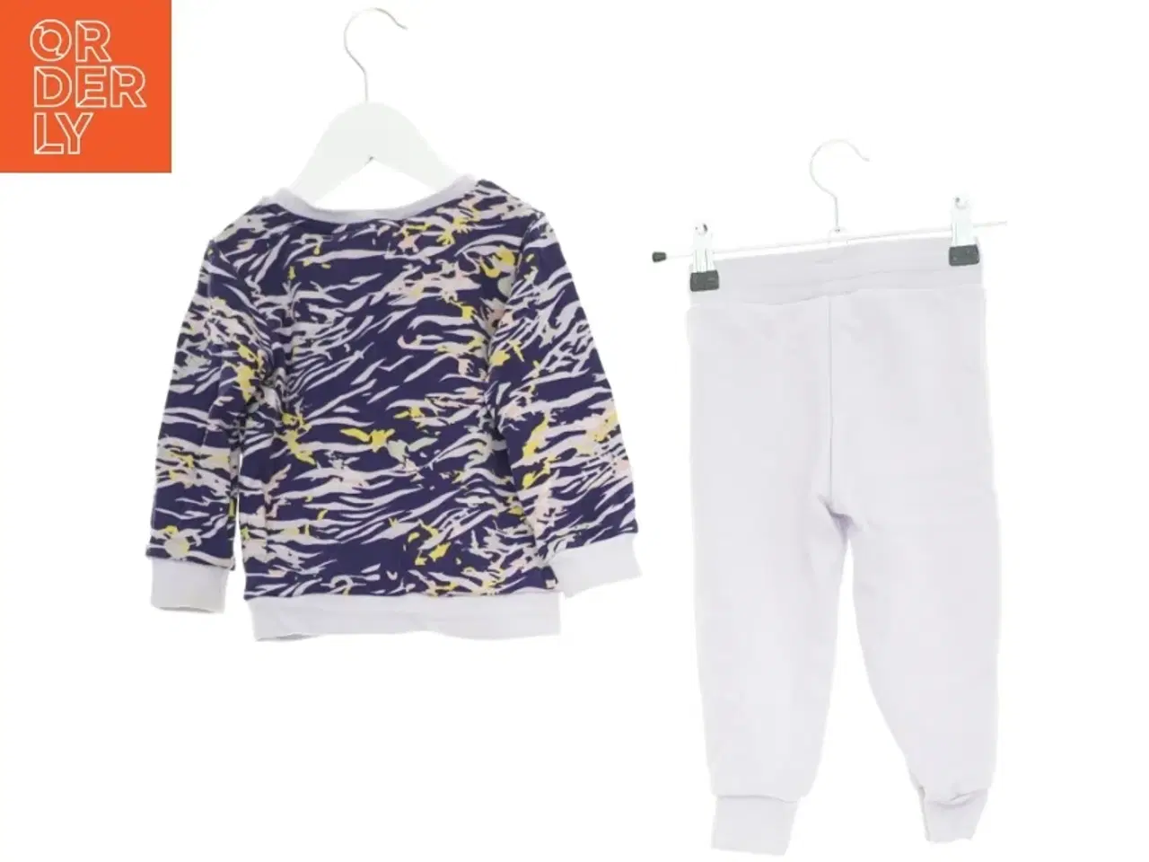 Billede 2 - Sæt (2 stk.) fra Adidas (str. 92 cm)