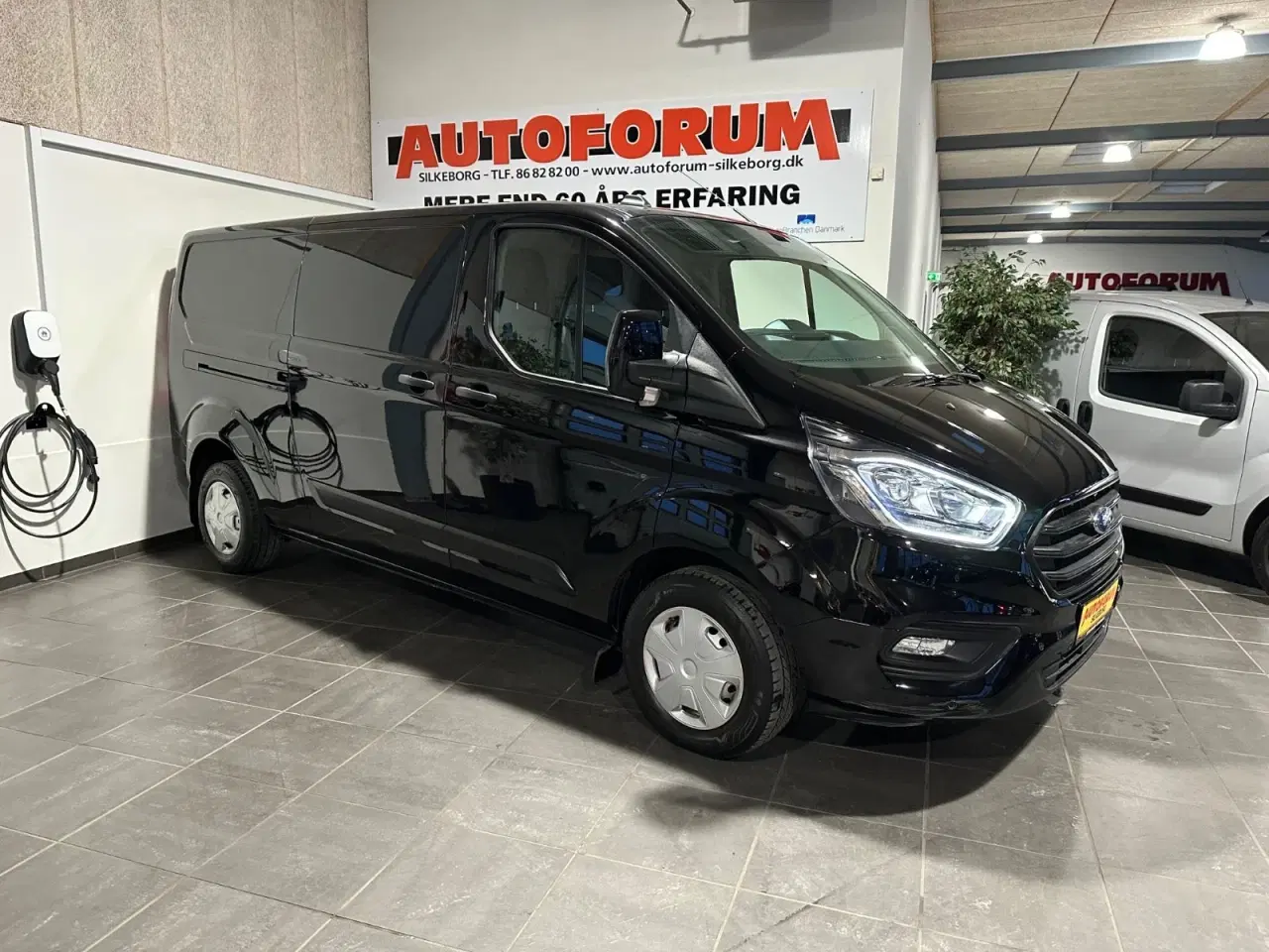Billede 1 - Ford Transit Custom 300L 2,0 TDCi 130 Trend aut.