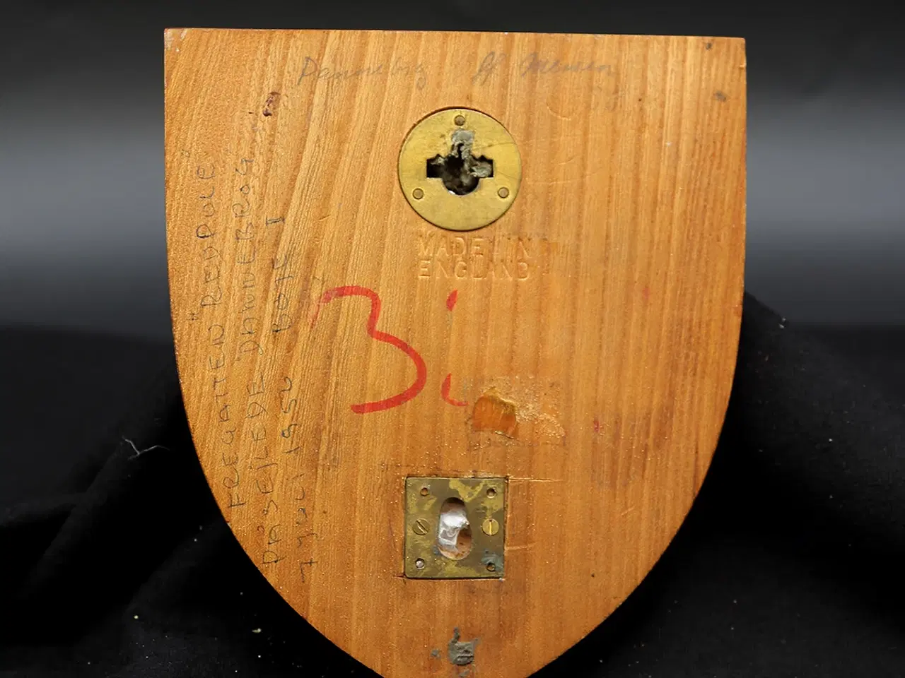 Billede 2 - HMS Redpole – britisk marine-våbenskjold