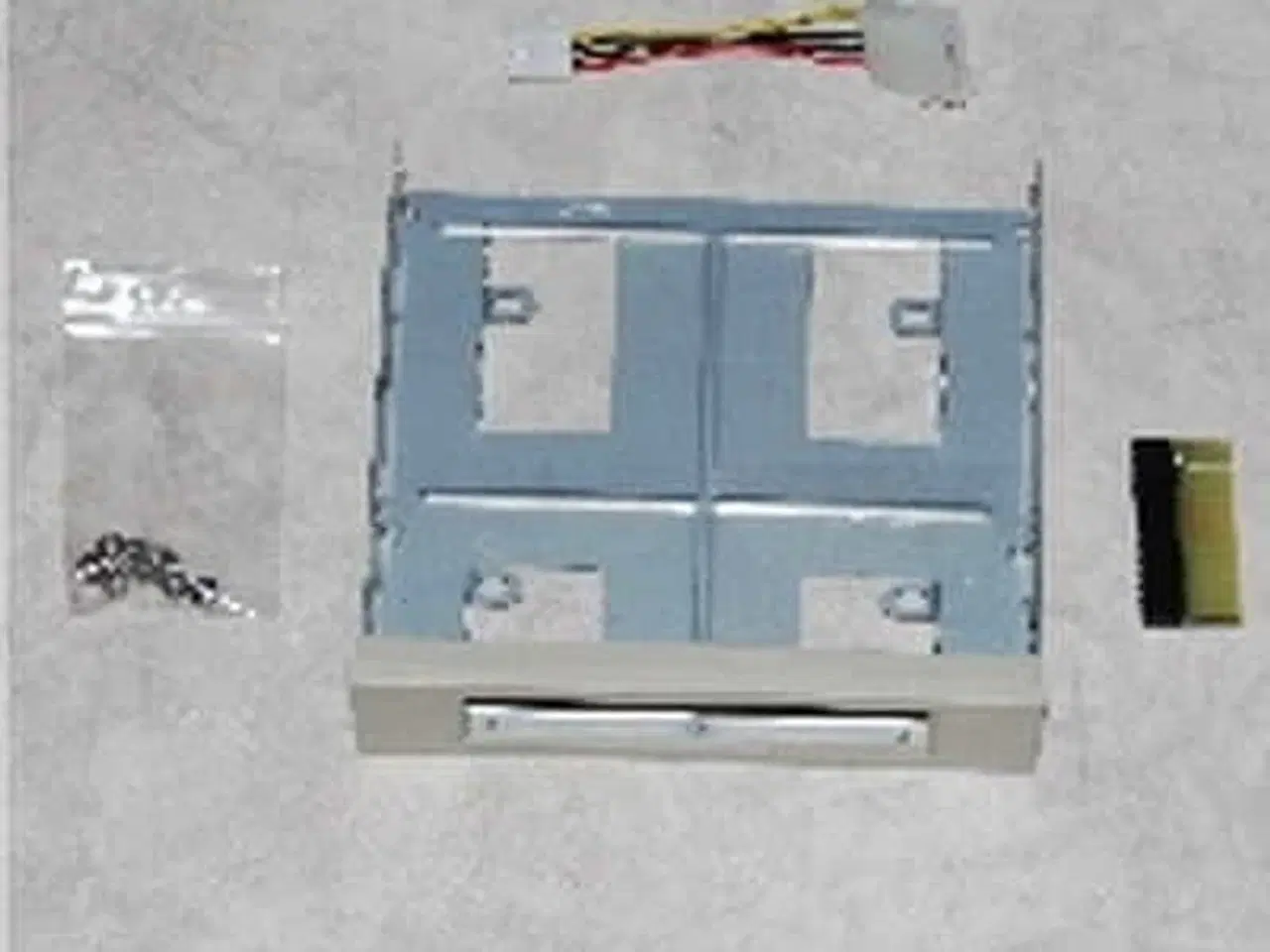 Billede 1 - Adapter 5 en kvart til 2 en halv tomme drev