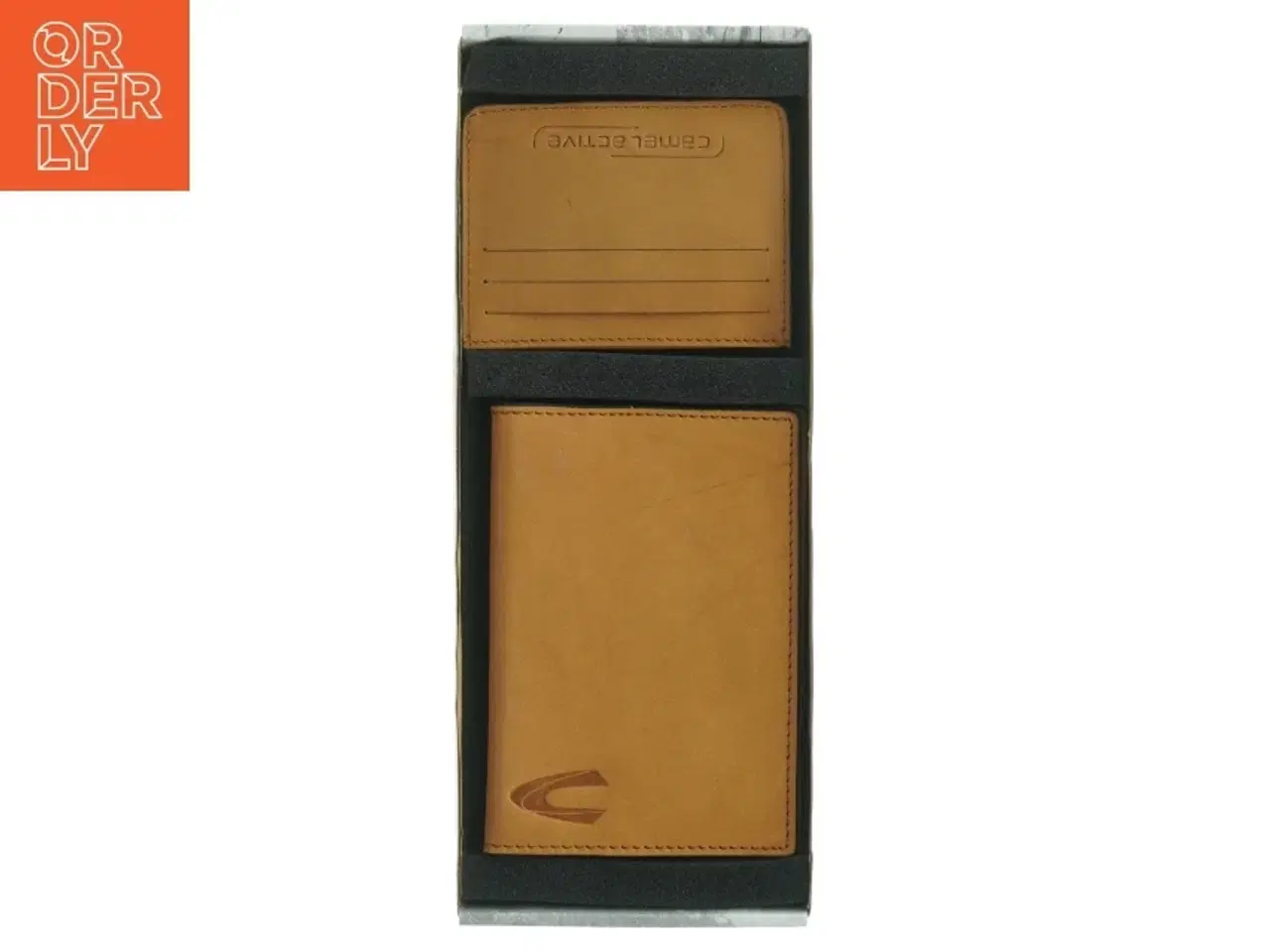 Billede 1 - Rejsekit med kort- og pas-holder fra Camel Active (str. 14 x 10 cm og 11 x 8 cm)