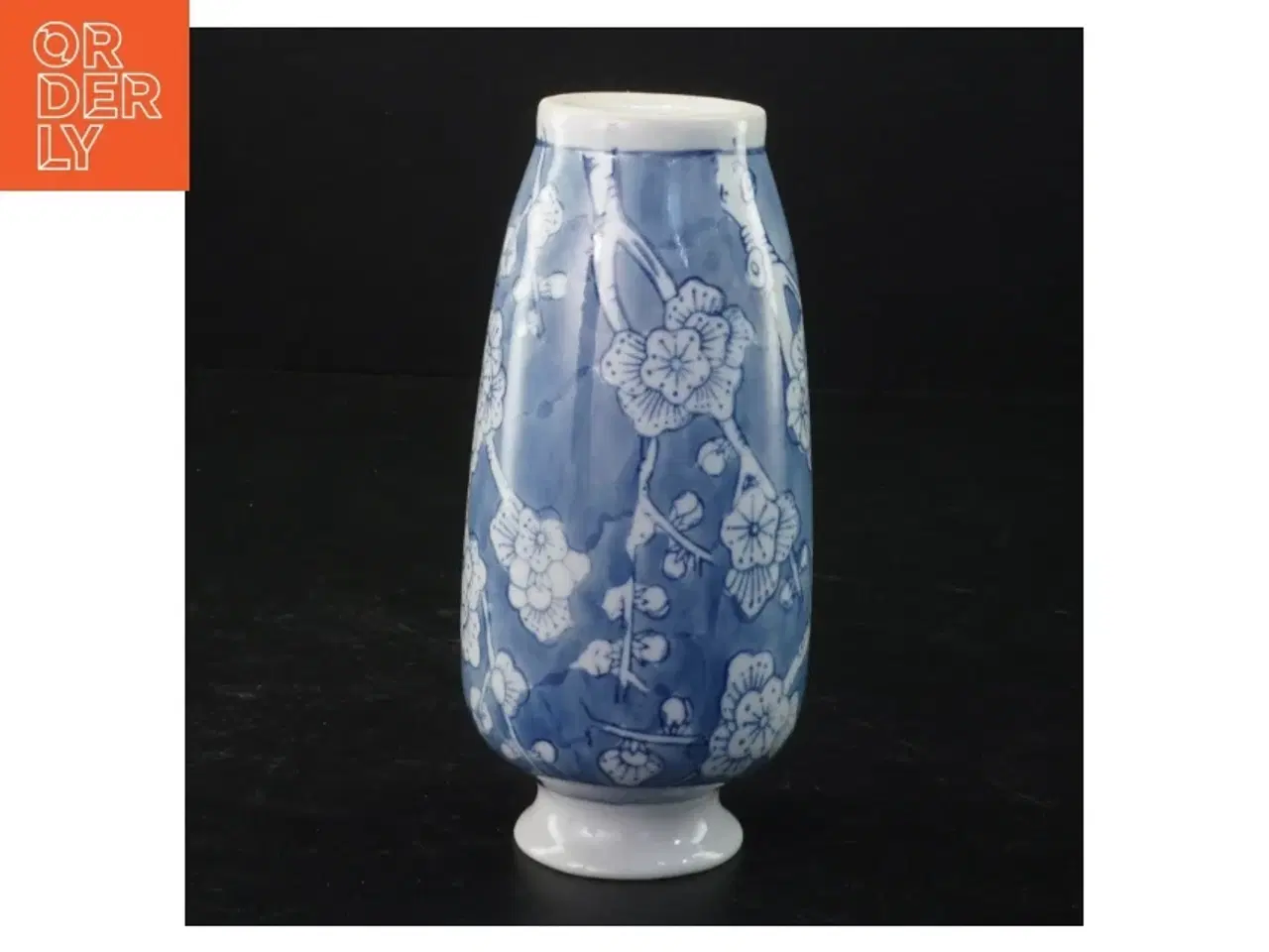 Billede 4 - Blå og hvid porcelænsvase (str. 15 x 7 cm)