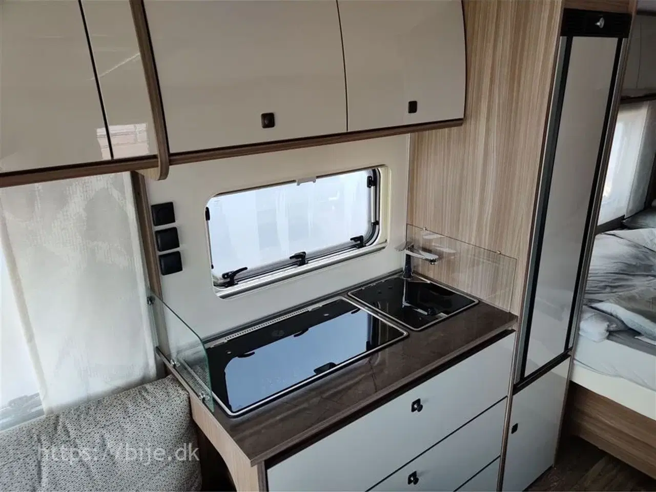 Billede 7 - 2025 - Fendt Tendenza 465 SFB   Køb denne vogn og vælg mellem en gratis mover eller Isabella Capri telt