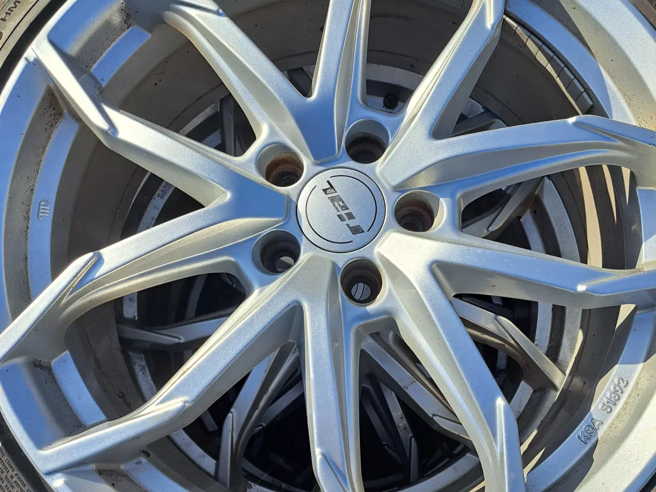 Billede 3 - 19 " alufælge med sommerdæk 