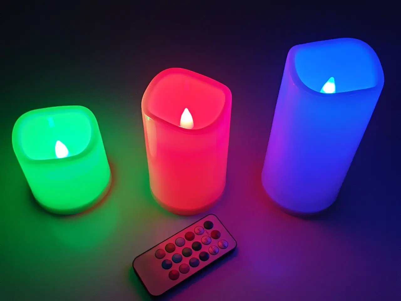 Billede 7 - NY! 3 LED Vokslys 12 Forskellige Farver + Fjernbet